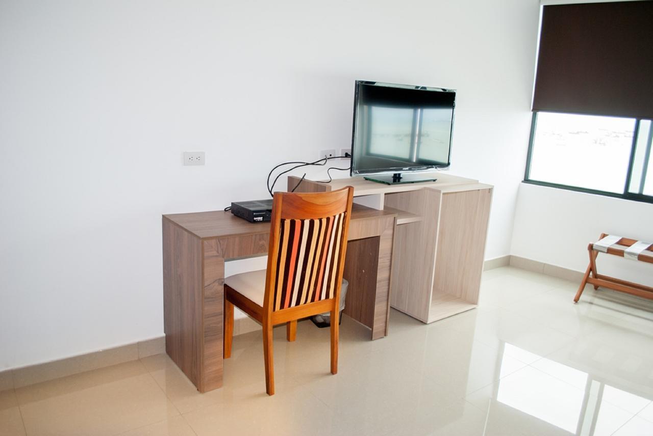 Hotel - Centro Comercial Punta Del Mar Salinas (Santa Elena) Room photo